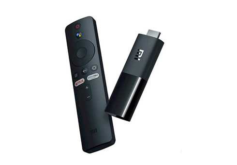 Tre pallar med fyratusentvåhundra Mediaboxar innehållande Xiaomi Smart Android TV-stickor med fjärrkontroll stulna från lastbilssläp i Helsingborg